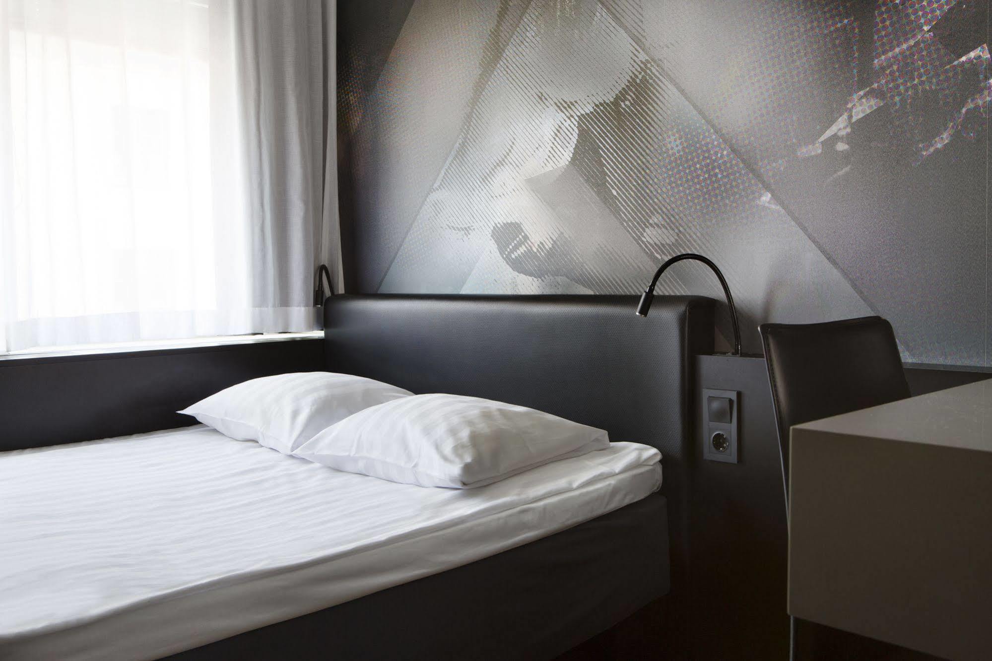 Comfort Hotel Xpress Stockholm Central Ngoại thất bức ảnh